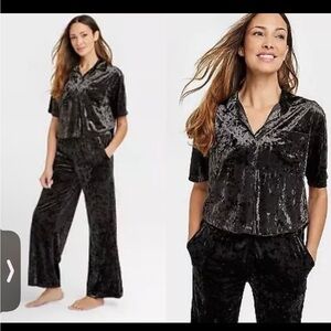 Stars Above Crushed Velvet Black Pajama PJ Sleep top and bottom Set XS